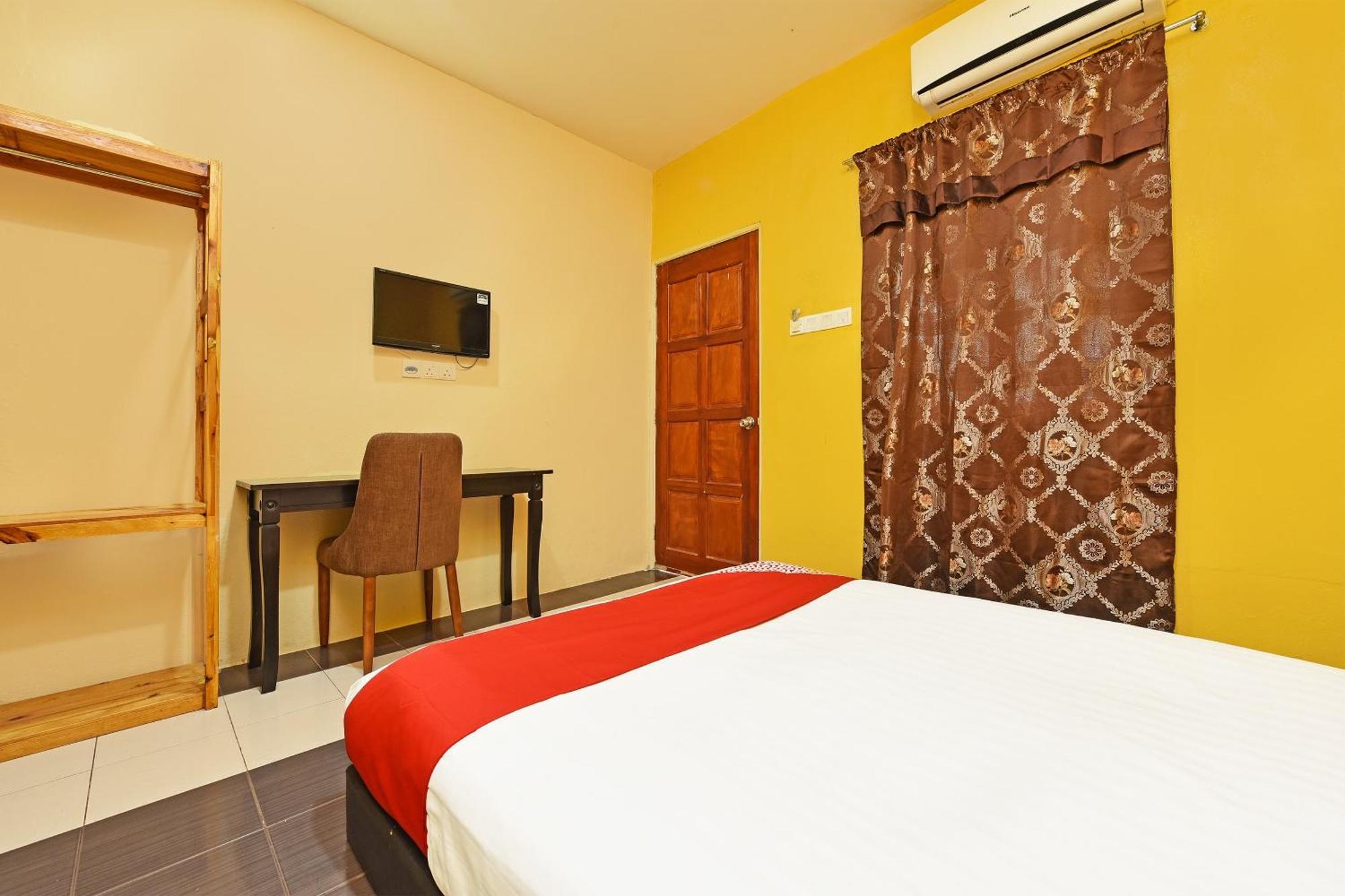 Oyo 90561 Awan Biru Motel Pantai Cenang  Dış mekan fotoğraf
