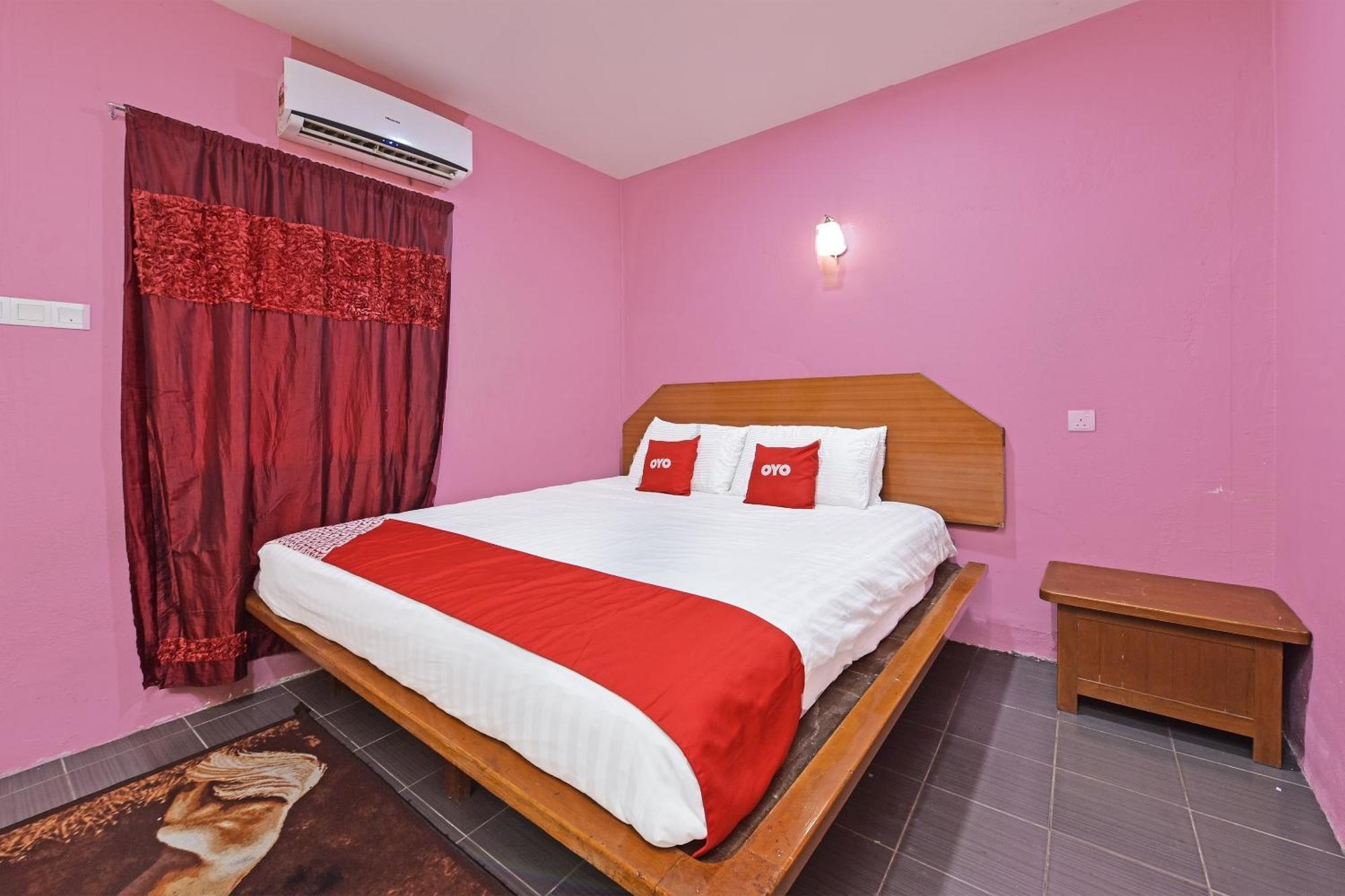Oyo 90561 Awan Biru Motel Pantai Cenang  Dış mekan fotoğraf