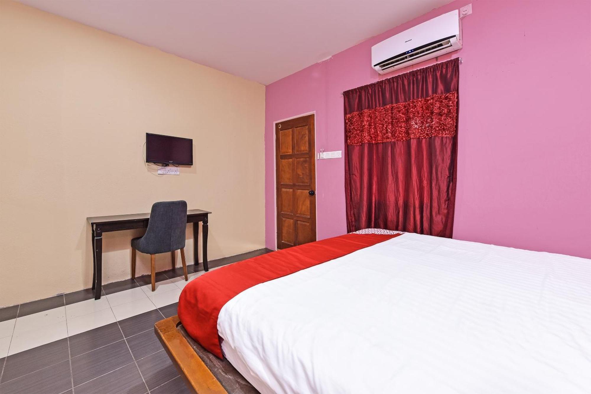 Oyo 90561 Awan Biru Motel Pantai Cenang  Dış mekan fotoğraf