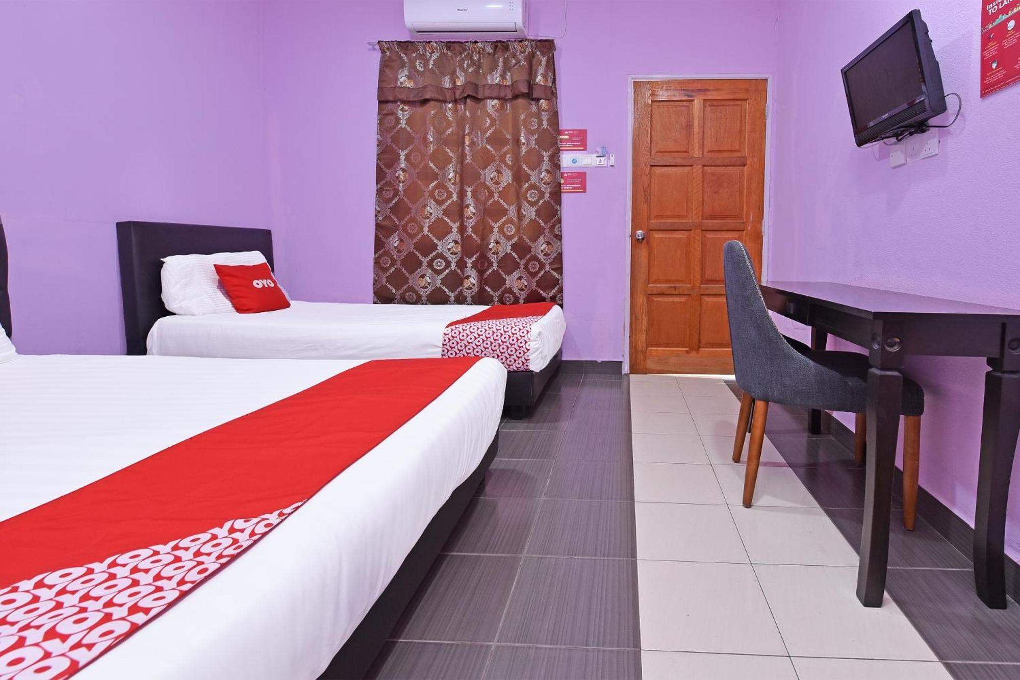 Oyo 90561 Awan Biru Motel Pantai Cenang  Dış mekan fotoğraf