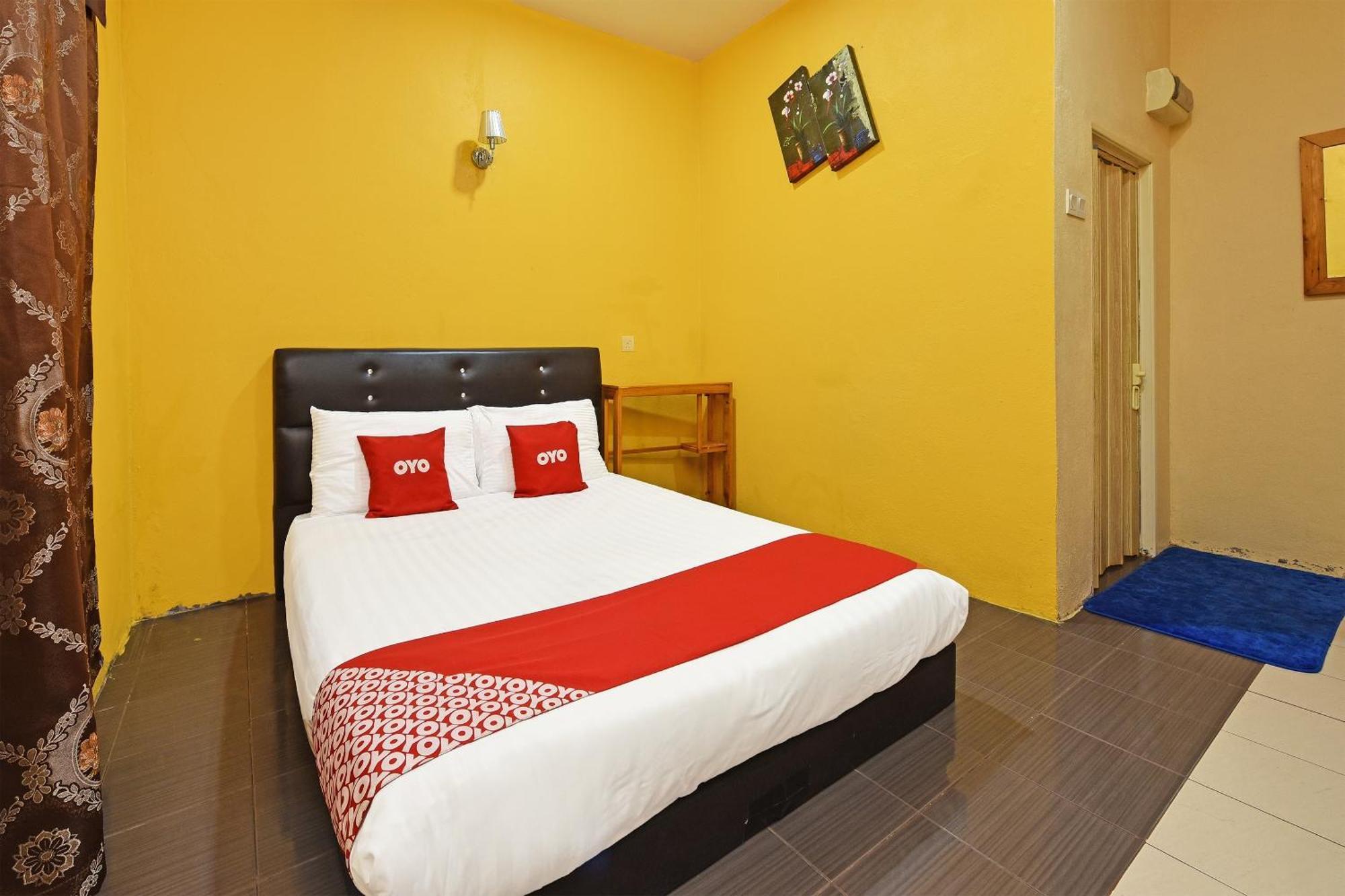 Oyo 90561 Awan Biru Motel Pantai Cenang  Dış mekan fotoğraf